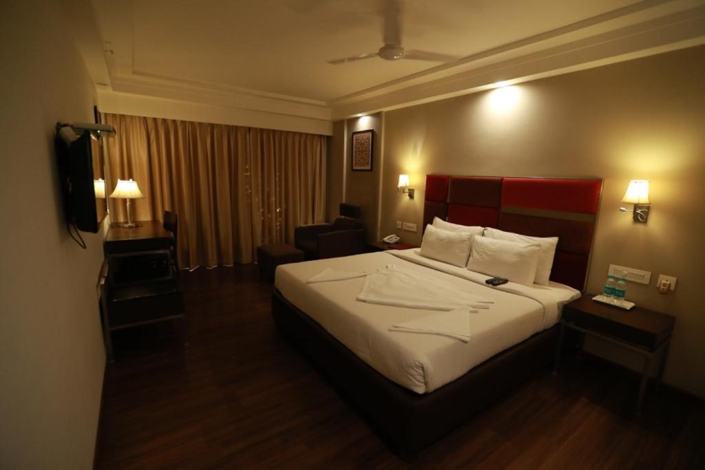 Hotel-S-Park Khammam Dış mekan fotoğraf